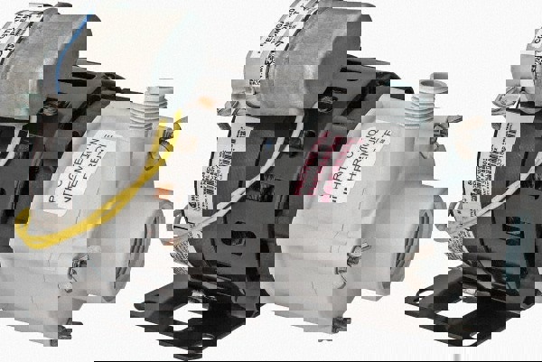 1/8 HP, 27-1/2 Shut Off Feet, Magnetic D